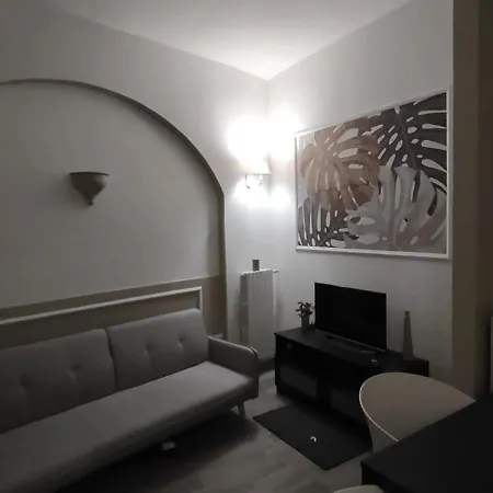 Leuca Bis House