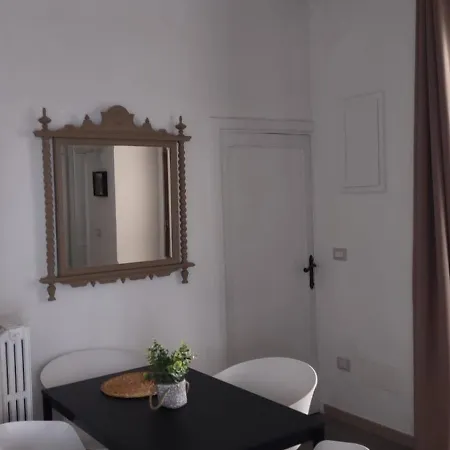 Leuca Bis House *